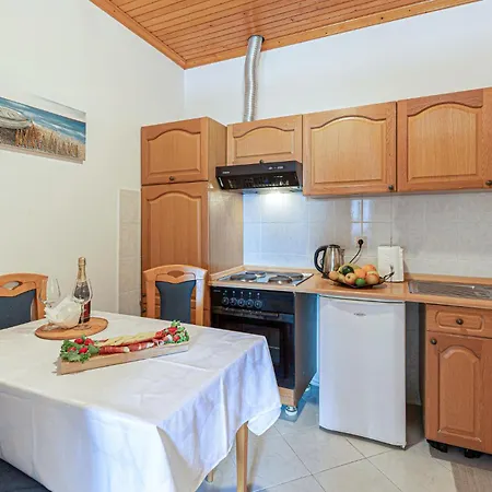 Διαμέρισμα Gorgeous In With Kitchen *
